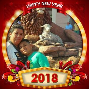 Meet your Posher, Mona